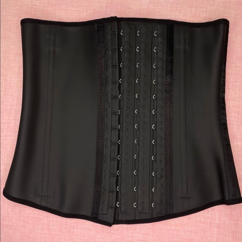 Waist trainer
